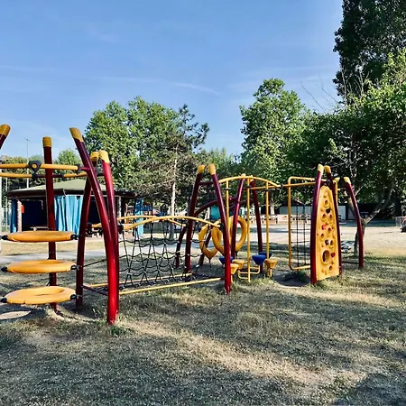 Mobilhomes Skalla Cz Чезенатико